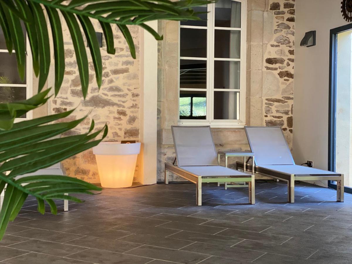 Le 1837 Aparthotel Saint-Affrique Luaran gambar