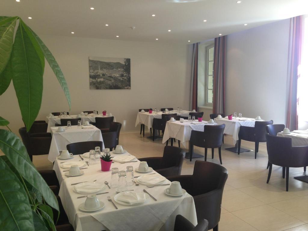 Le 1837 Aparthotel Saint-Affrique Luaran gambar