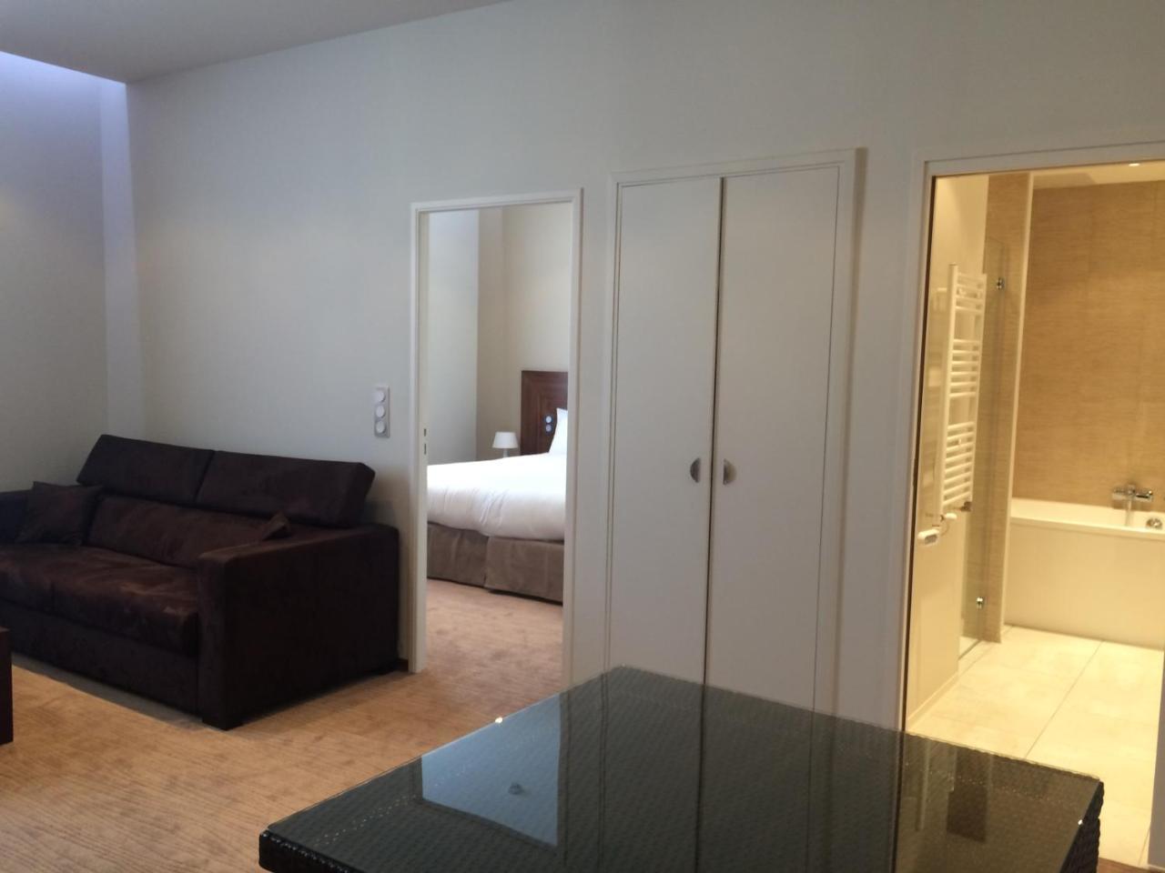 Le 1837 Aparthotel Saint-Affrique Luaran gambar