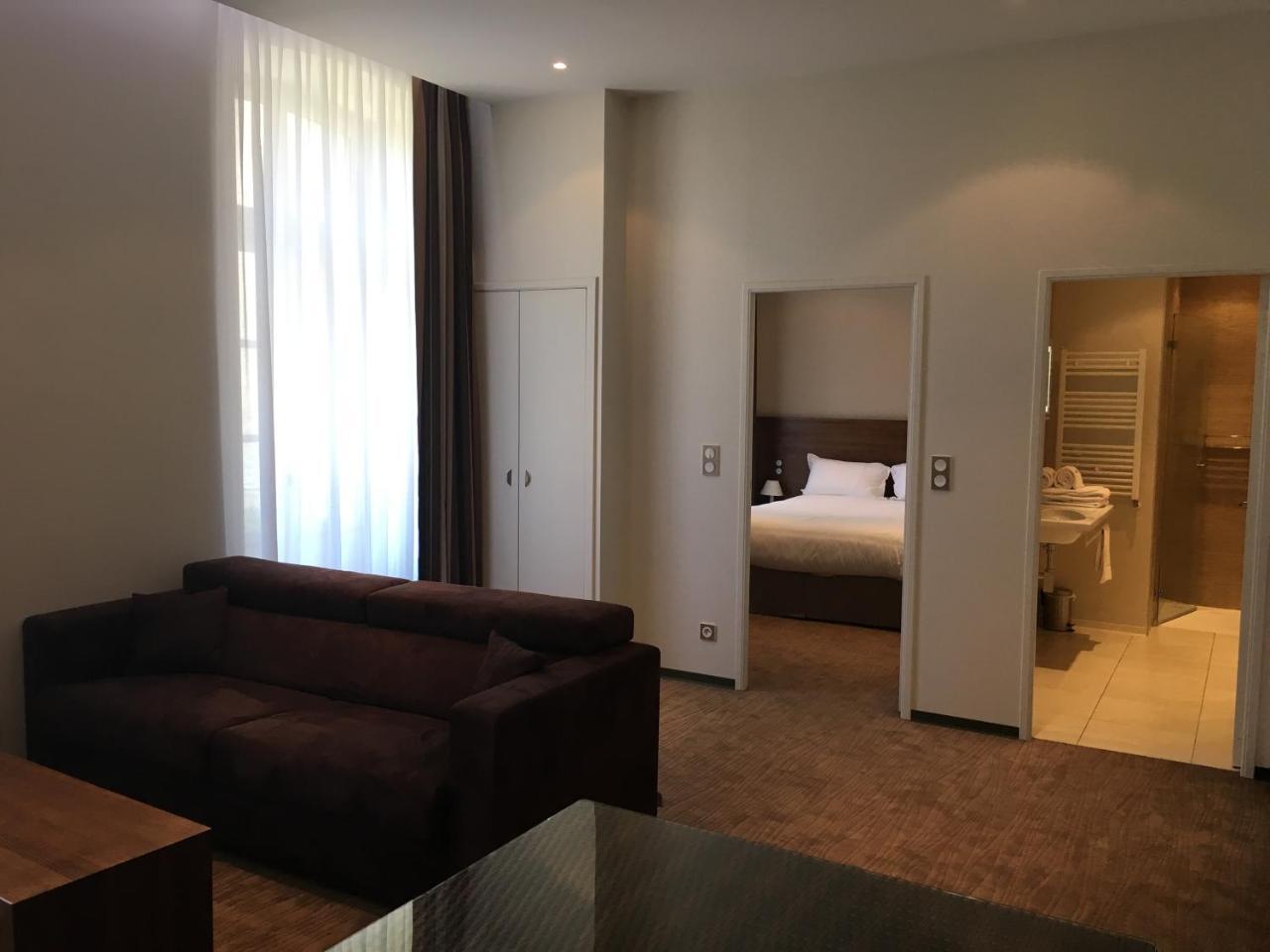 Le 1837 Aparthotel Saint-Affrique Luaran gambar